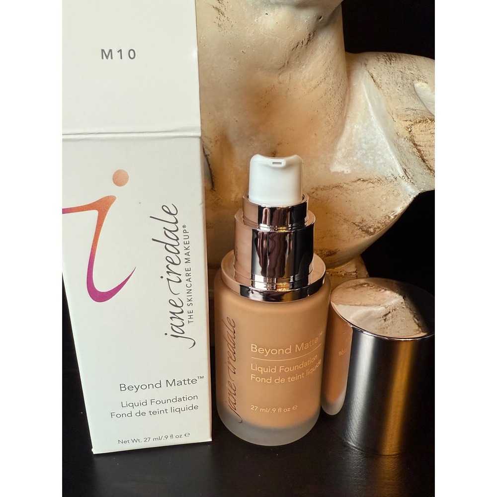 Jane Iredale Beyond Matte Liquid Foundation Shade M10 - 0.9 oz New in Box